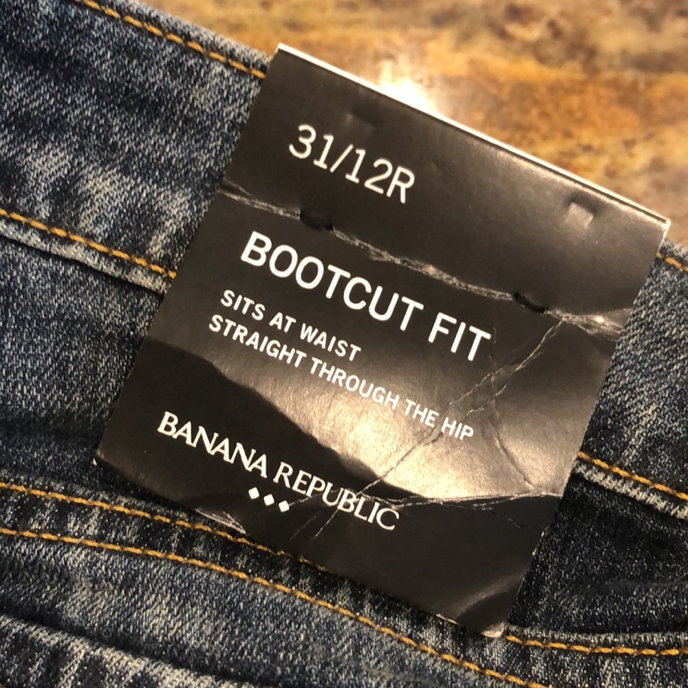 Banana Republic NWT Bootcut Fit 31/12R Jeans